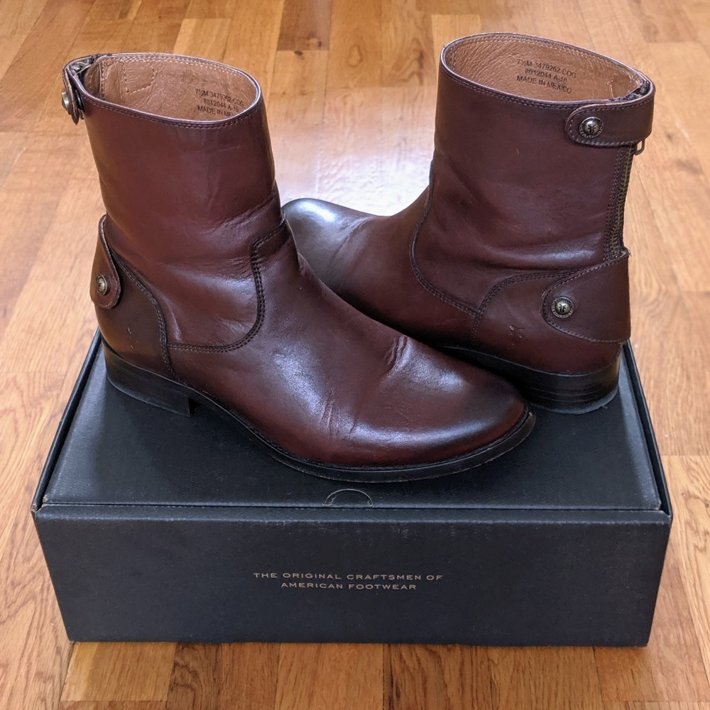 Frye Melissa Short Boot (7.5M)